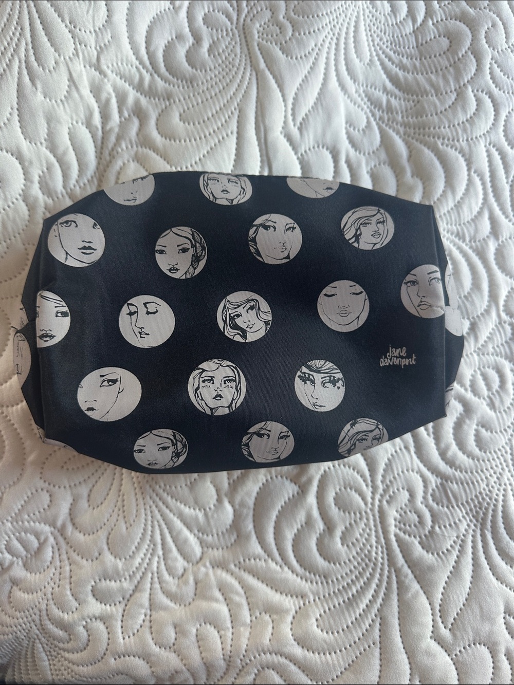 Jane Davenport Making Faces Open & Shut Case Cosmetic Makeup Bag Pouch